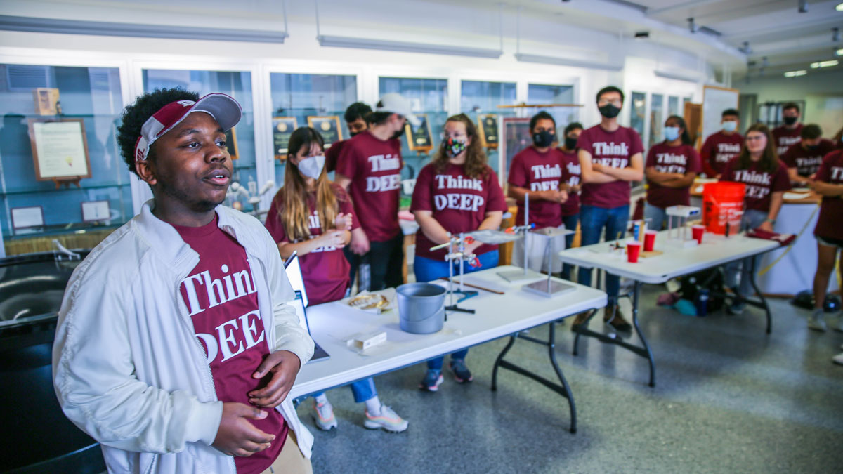 DEEP students showcasing their demonstrations.